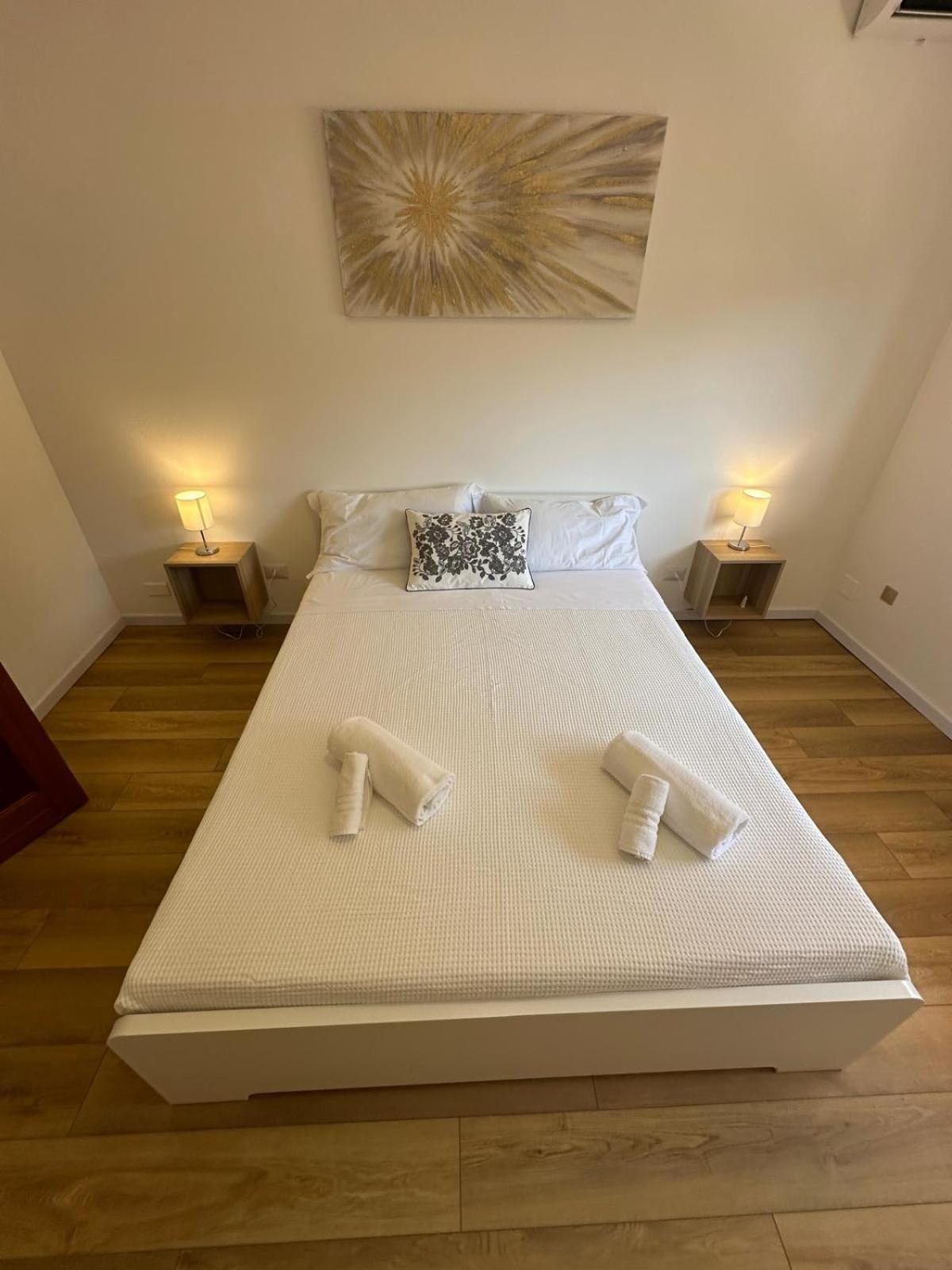 We Home Taormina Center With Parking المظهر الخارجي الصورة